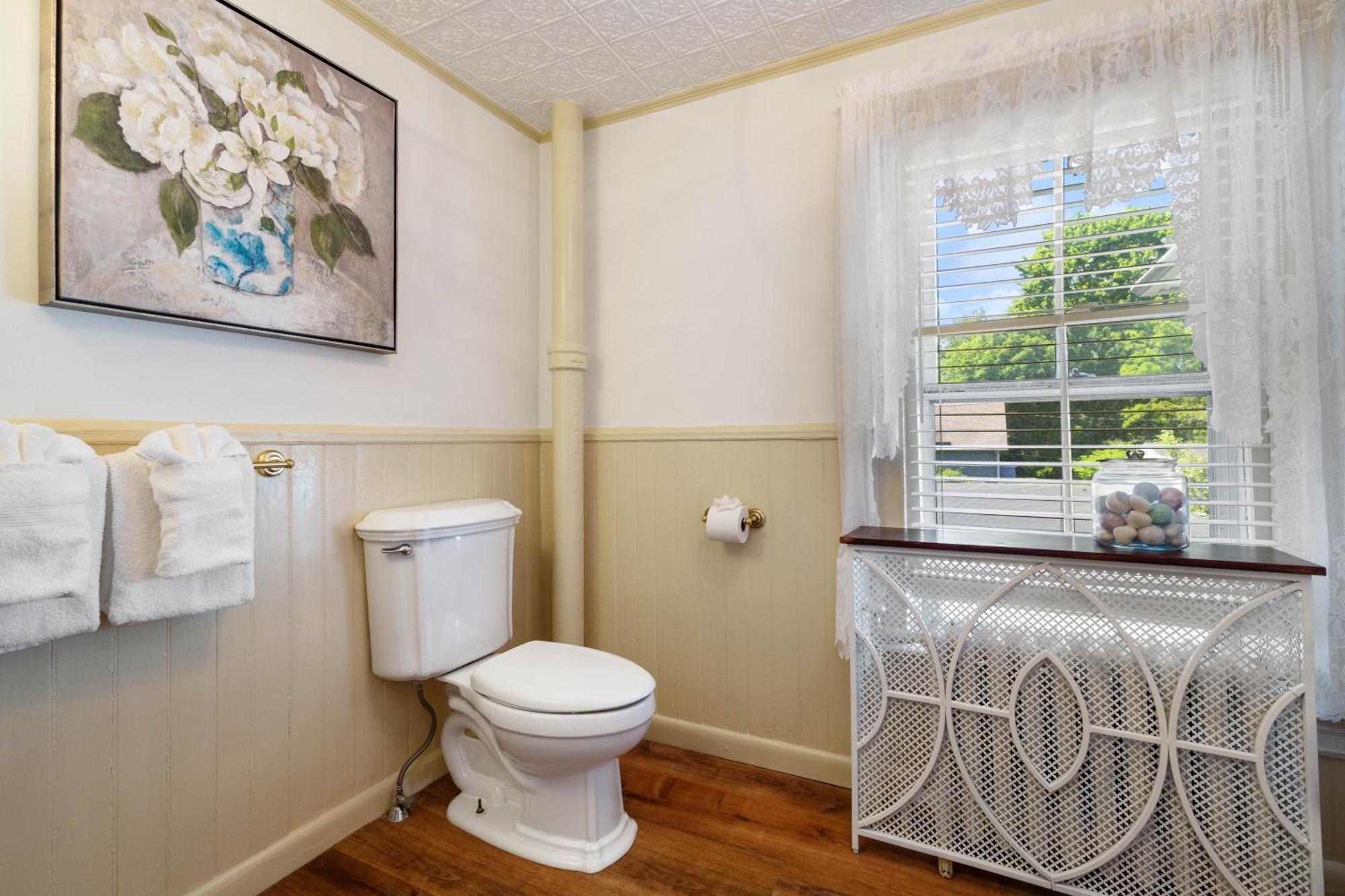 Westbrook Inn Bed And Breakfast Room photo