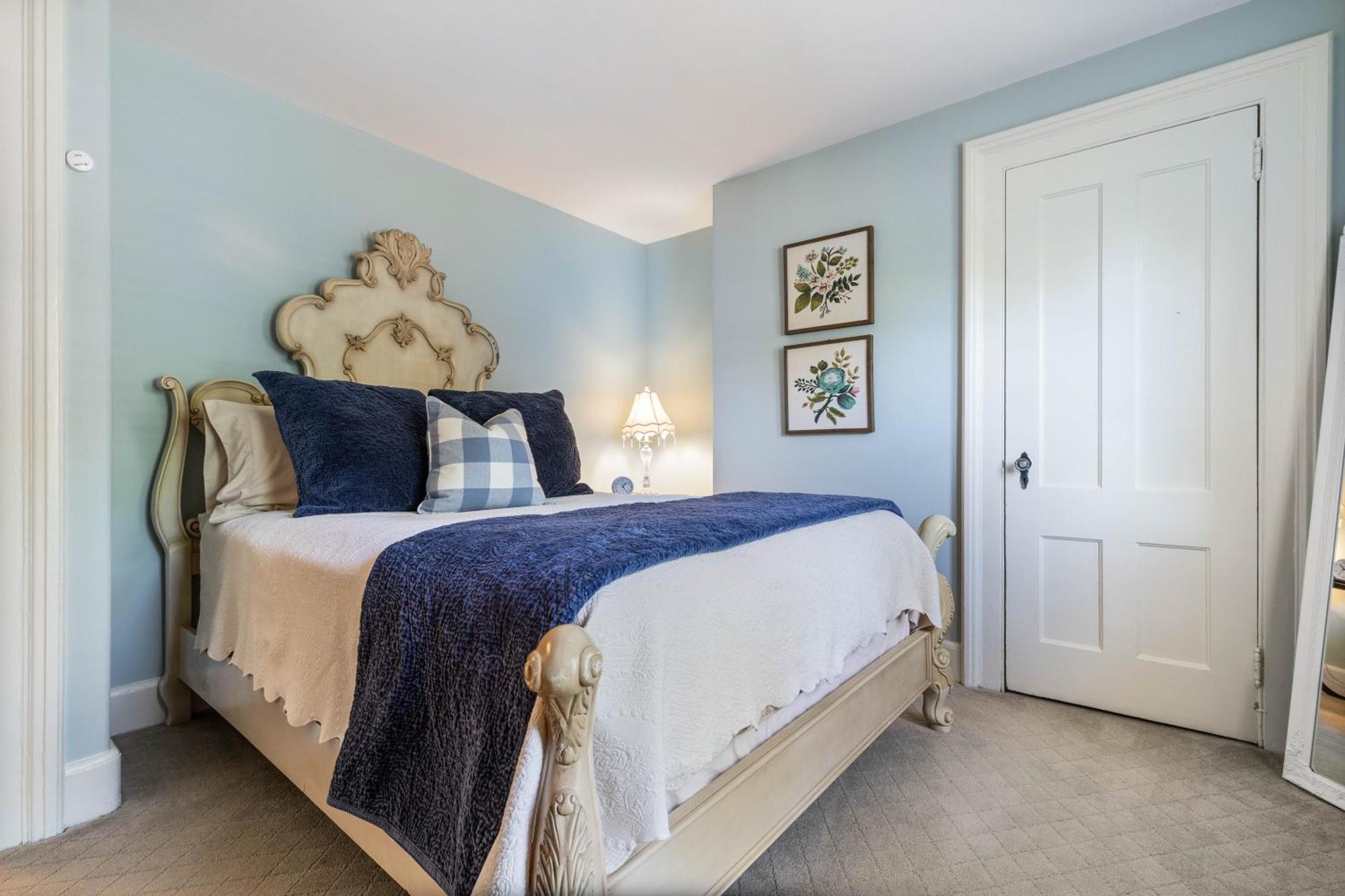 Westbrook Inn Bed And Breakfast Room photo
