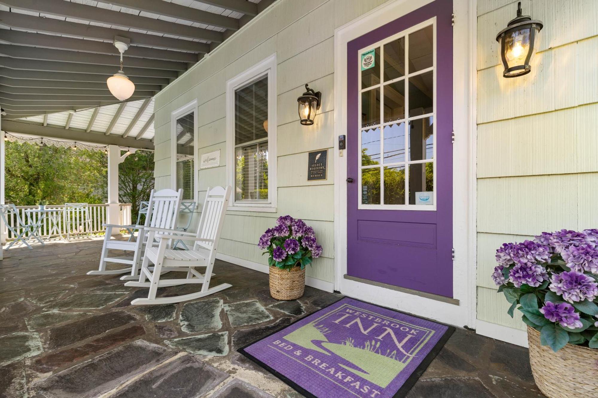 Westbrook Inn Bed And Breakfast Exterior photo